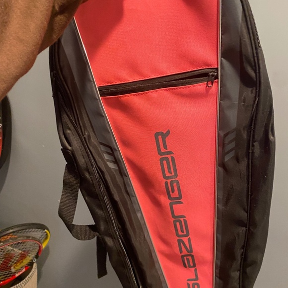 Kid tennis racket backpack holder - Picture 1 of 2